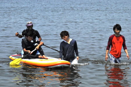 ハンディキャップを持つ子達のマリンスポーツ体験教室　千葉市検見川の浜